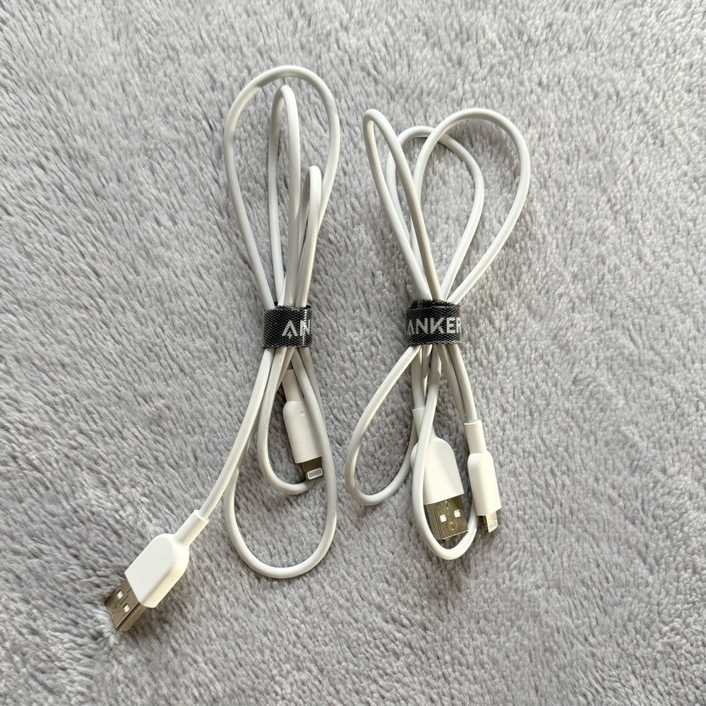 5/$25 🎆 Gently Used Set of 2 Anker iPhone Chargers - USB A to Lightning